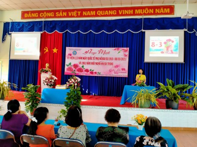 Công đoàn trường Trần Quốc Tuấn họp mặt kỷ niệm 8-3-2021.
