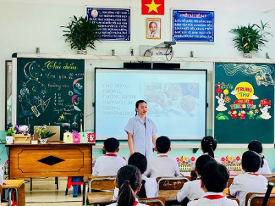 TRƯỜNG TH TRẦN QUỐC TUẤN TỔ CHỨC TT PHÒNG, CHỐNG BỆNH NÃO MÔ CẦU VÀ CÁC BỆNH TRUYỀN NHIỄM